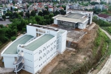 Việt Nam: Nhiều trụ sở cơ quan hàng tỷ, chục tỷ đồng bị bỏ hoang