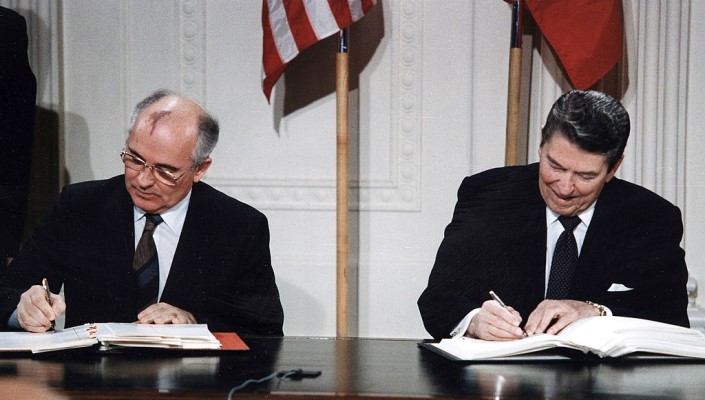 Chuyện ít biết về đoạn lịch sử Tổng thống Ronald Reagan kêu gọi phá bỏ bức tường Berlin