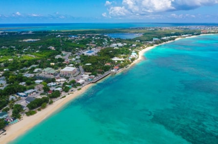 Quần đảo Cayman cho phép du khách ở lại 2 năm trong “mùa Covid”