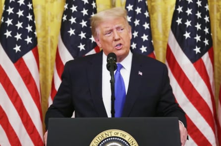 TT Trump ký sắc lệnh chấm dứt đầu tư vào các công ty quân đội Trung Quốc