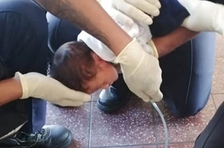 Màn giải cứu trẻ sơ sinh bị ngừng thở kịch tính của lính cứu hỏa