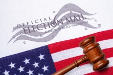 Thống đốc Arizona: Chưa xác nhận kết quả bầu cử cho đến khi khép lại các vụ kiện