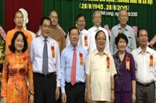 Cựu trụ trì chùa Phước Quang bị khởi tố, bắt tạm giam vì lừa đảo