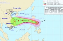 Ngày mai (2/11), bão Goni đi vào biển Đông Việt Nam