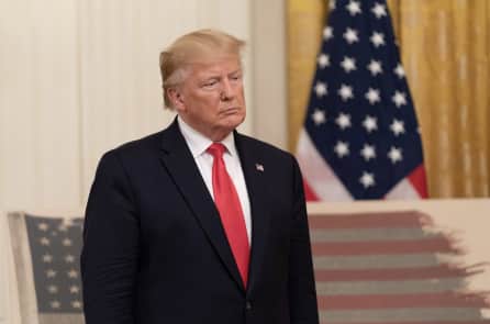 Axios: Đa số thành viên ĐCH ủng hộ TT Trump hơn là ủng hộ Mitch McConnell