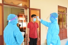 9 người Trung Quốc bị phát hiện vào Nam trên xe khách đi Bến xe miền Đông