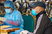 Hà Nội có 2 ca nhiễm virus Vũ Hán, đều phát bệnh khi cách ly tại nhà