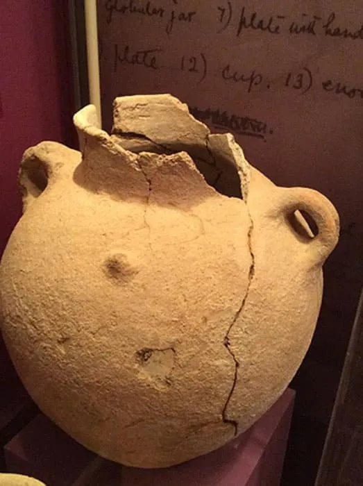 A Punic jar image