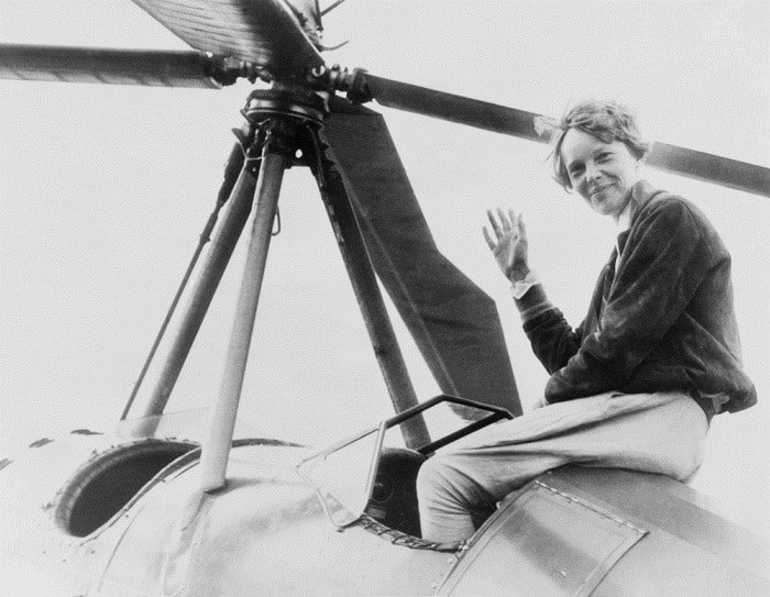 Amelia Earhart image