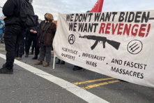 Antifa tại Portland và Seattle biểu tình phản đối ông Biden làm tổng thống