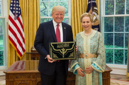Tổng thống Trump được Ma-rốc tặng Huân chương cao quý nhất