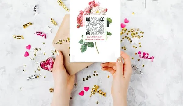 Xem Anh Cuoi Qua Thiep Moi Voi QR Code Wedding 1