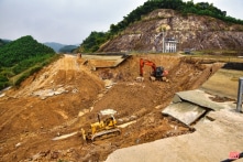 Kênh 4.300 tỷ đồng bị vỡ: Nhà thầu mới hoàn thành được hơn 30% khối lượng