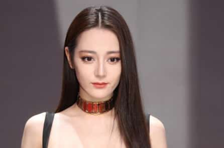 Địch Lệ Nhiệt Ba là bằng chứng ĐCSTQ không diệt chủng người Duy Ngô Nhĩ?