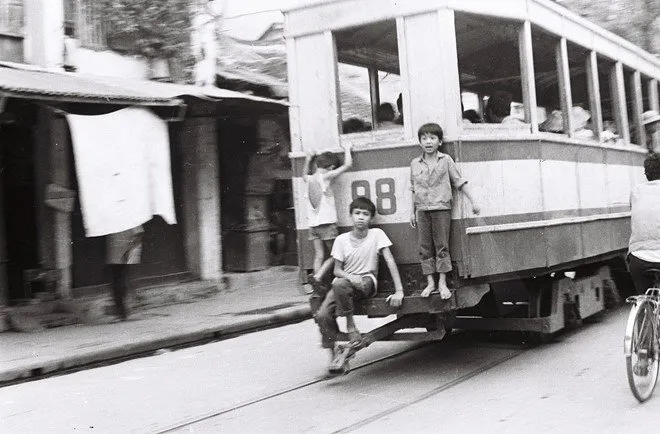 Hà Nội xưa: Leng keng tiếng tàu điện