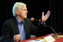 Blog: Tưởng nhớ nhà hoạt động nhân quyền David Kilgour