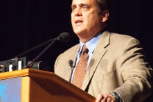 Turley: “Khủng hoảng Đỏ” dập tắt tiếng nói thiên hữu trong giới truyền thông