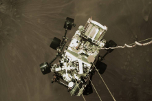 NASA công bố những bức ảnh màu đầu tiên chụp sao Hỏa