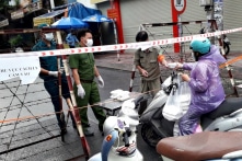 Dịch COVID-19 bùng phát bất thường, TP.HCM chính thức giãn cách xã hội toàn TP