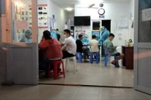 Nhân viên Tân Sơn Nhất mắc COVID-19 chủng mới, lần đầu xuất hiện tại Việt Nam