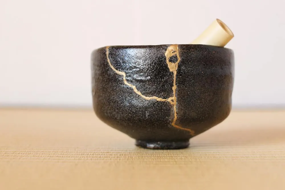 kintsugi do gom nhat ban image