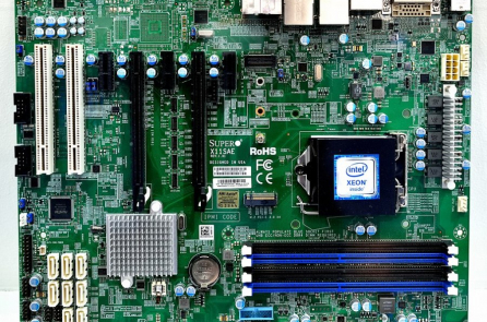 Newsmax: Bắc Kinh sử dụng chip bí mật để giám sát máy tính của Mỹ