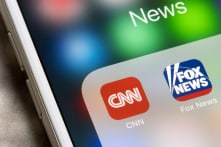 CNN sa thải 3 nhân viên vì không tiêm vắc-xin COVID-19