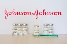 Phân tích của FDA cho thấy vắc-xin COVID-19 của Johnson & Johnson có hiệu quả