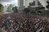 1024px 190616 HK Protest Incendo 02