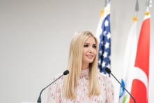 Ivanka Trump tổ chức 5 máy bay chở hàng viện trợ vật tư y tế cho Ukraine