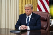Bức ảnh cựu TT Trump được triển lãm tại Phòng trưng bày Chân dung Quốc gia