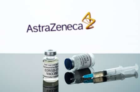 Canada tạm dừng tiêm vắc-xin AstraZeneca cho người dưới 55 tuổi
