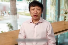 Ông Hồ Tích Tiến than thở vì bị phong tỏa, dịch bệnh COVID-19 bao trùm Trung Quốc