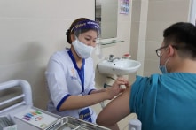 Việt Nam thêm 3 ca mắc virus Vũ Hán