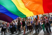Lầu Năm Góc: Cờ cầu vồng của LGBTQ không được treo tại các căn cứ quân sự