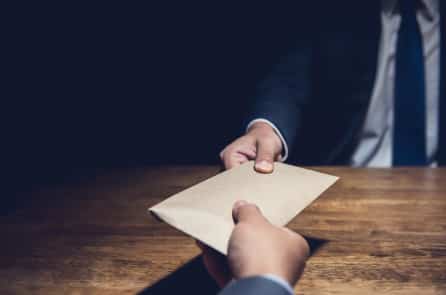 Đạo đức giả của các quỹ ngầm thiên tả: từ chối tiết lộ nhà tài trợ dù ủng hộ H.R.1