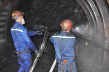 Quảng Ninh: Hai vụ tai nạn liên tiếp khiến hai công nhân mỏ bị vùi chết