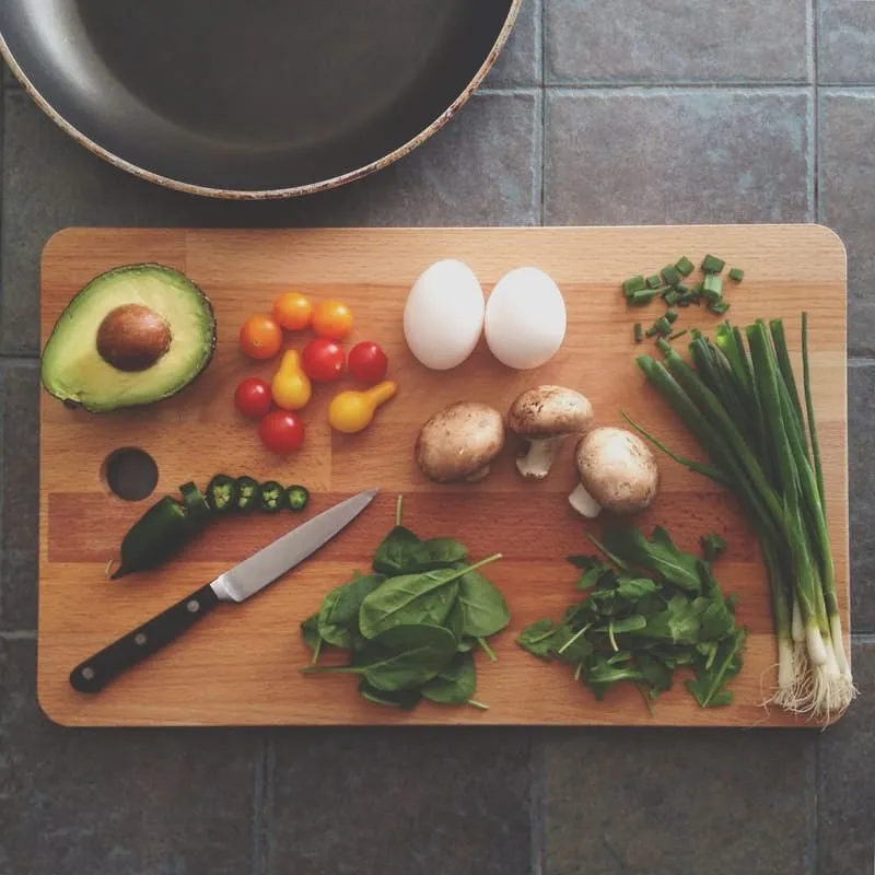 unsplash cutting board image