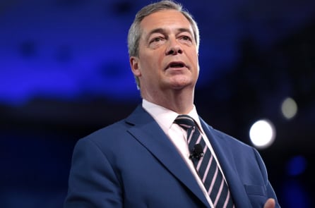 Ông Farage: Ukraine “một trong những nước tham nhũng nhất”, sẽ xem kỹ viện trợ nếu cầm quyền