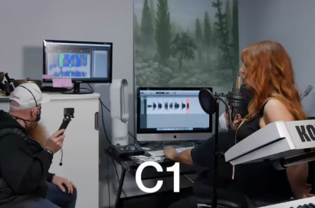 Nữ ca sĩ Canada lập kỷ lục Guinness có âm vực thấp nhất thế giới