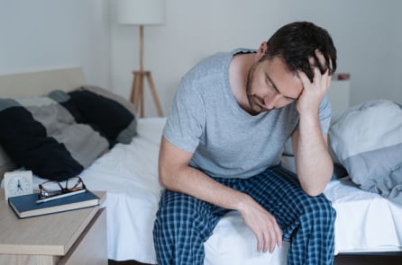 Một thói quen “rất hại gan” khi thức dậy mỗi sáng mà bạn cần bỏ