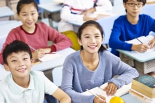 Lo bị áp chương trình dạy thống nhất, trường quốc tế ở TQ định dời đi