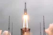 NASA chỉ trích Trung Quốc sau khi để cho mảnh vỡ tên lửa bốc cháy và rơi xuống Ấn Độ Dương