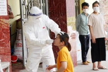 Việt Nam thêm 77 ca nhiễm virus Vũ Hán trong cộng đồng tại 9 tỉnh thành