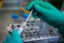 Hà Nội thêm 1 ca nhiễm virus Vũ Hán; học sinh nghỉ học từ ngày 4/5