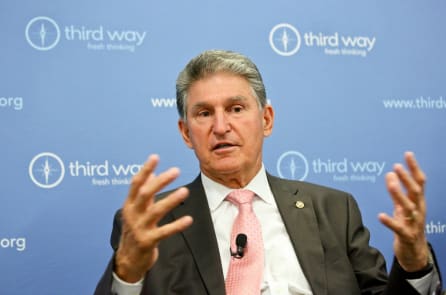 TNS đảng Dân chủ Joe Manchin từ chối ủng hộ Dự luật cải cách bầu cử H.R.1