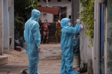 TP.HCM: Chuỗi lây đã lan rộng ngay giữa những người đã tiêm vắc-xin