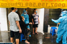 Sáng 16/6: TP.HCM tiến sát mốc 1000 ca; Bắc Giang chiếm 61/92 ca COVID-19 mới