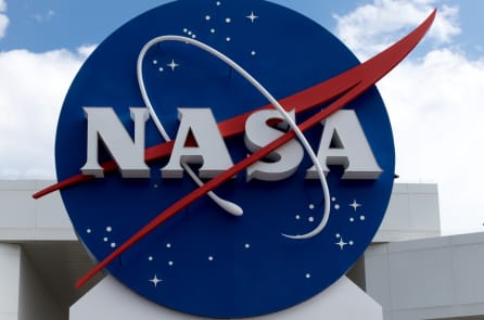 NASA lên kế hoạch lấy 30 mẫu đá trên sao Hoả mang về Trái Đất