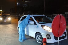 Một nam bệnh nhân COVID-19 trèo rào trốn viện về nhà ở quận Tân Phú (TP.HCM)